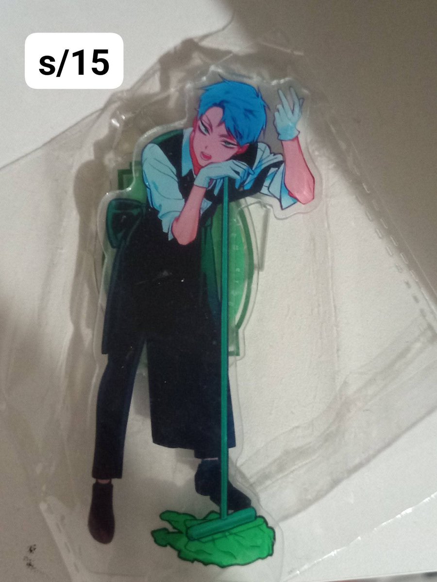 esosugurin's tweet image. ola alguien kiere ke le separe uno de estos gays? entrego en alameda para el sgt  sábado owo #limaperu #otakus #alienstage