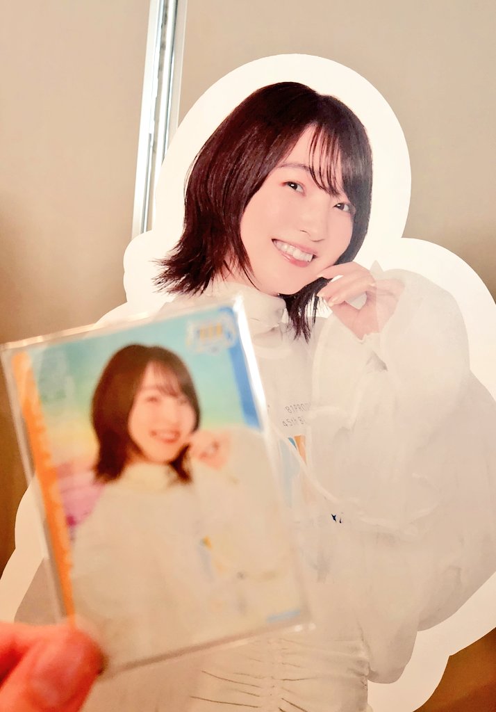 上田麗奈さんのクリアカードもめっちゃ可愛いし等身大パネル見たかっ