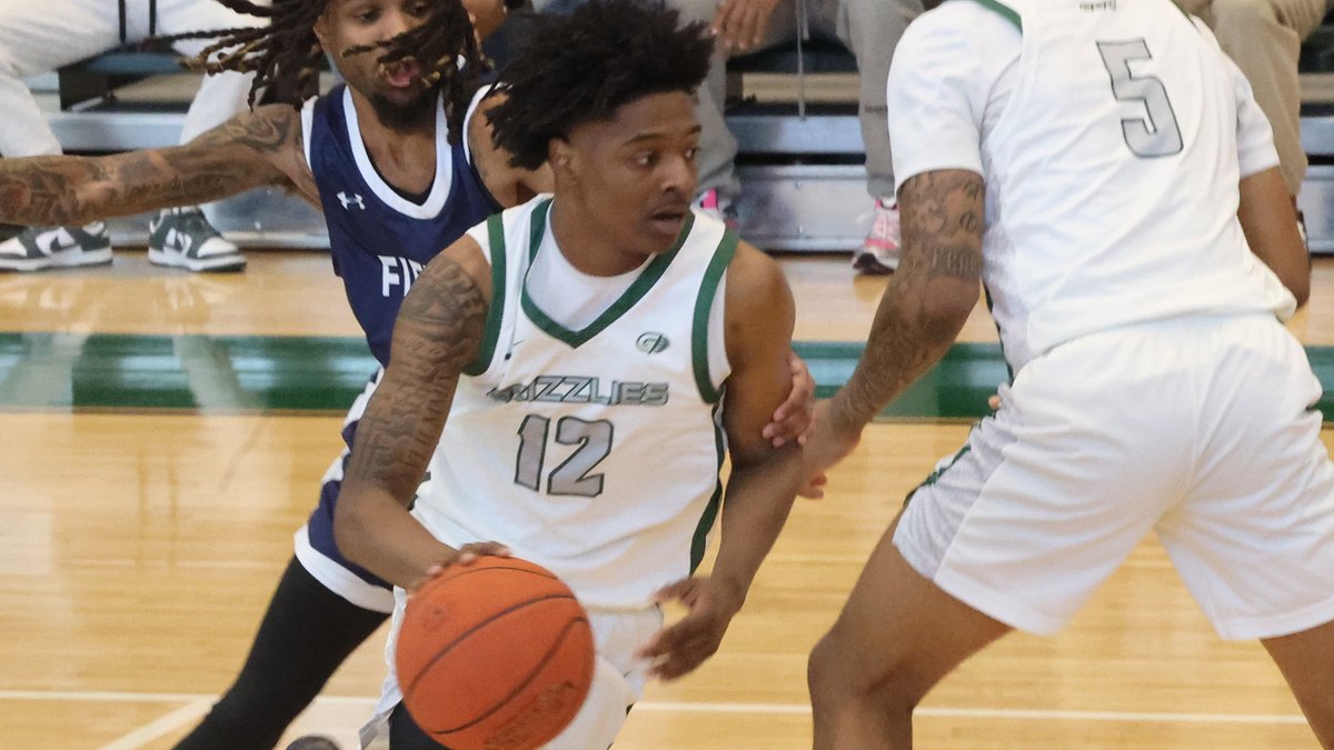 GGC_MBB's tweet photo. Men's Basketball Pulls Away to Beat Fisher, Advances to Play Arkansas Baptist for CAC Title. Grizzlies received a balanced scoring effort on Saturday.

📰 - https://t.co/2Em4cDgHqw

#ClawsOut https://t.co/zV4BgJkdpU