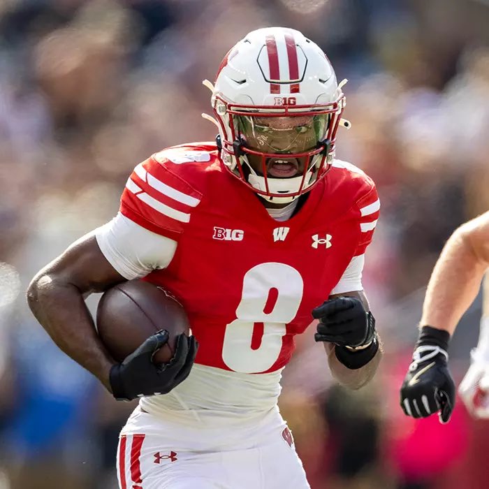 thecgriffy's tweet image. Vinny Anthony, Wisconsin 
6’0” 190lbs 

#OTClock 40-Yard Dash Hand Times:
1st Attempt - 4.51s
2nd Attempt - 4.50s
Average - 4.51s

#NFLCombine