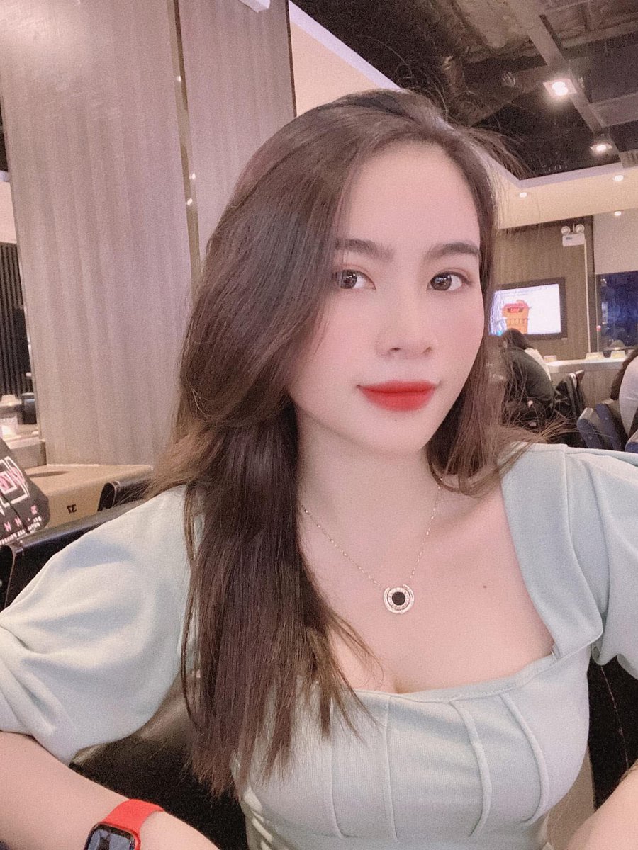 Huỳnh Như tweet media