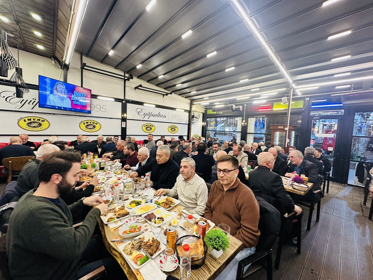 sekav29's tweet photo. Vakıf iftar programı ve istişare. https://t.co/u4bka0vQzl