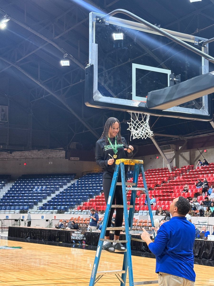 Ali Haywood tweet media