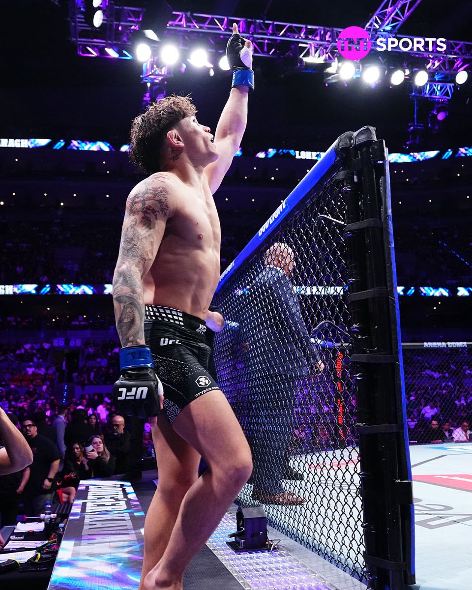 ufcontnt's tweet image. Lone’er Kavanagh is the REAL DEAL! 🏴󠁧󠁢󠁥󠁮󠁧󠁿👏

#UFCMexicoCity #UFCMexico