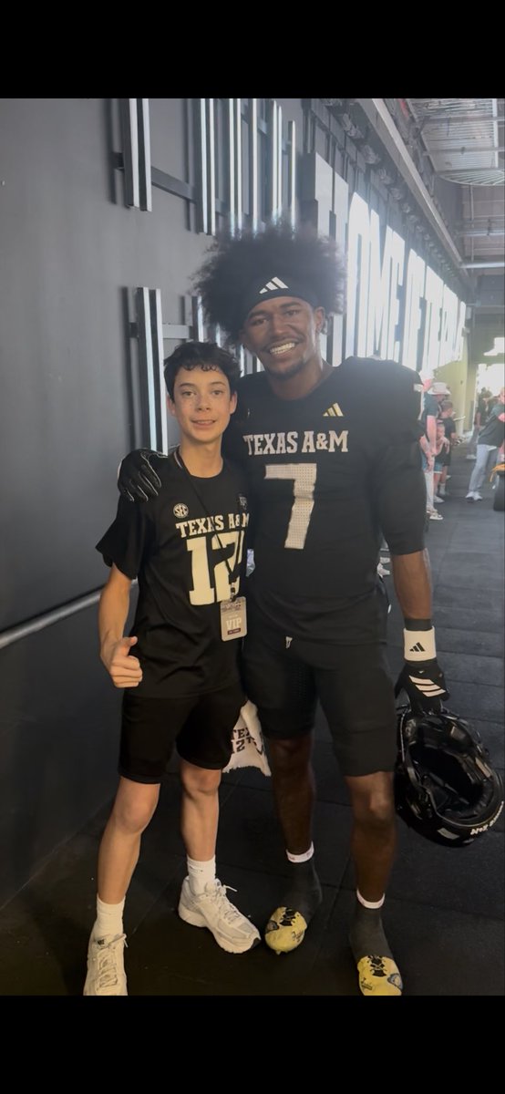 ETphonehome1012 tweet media