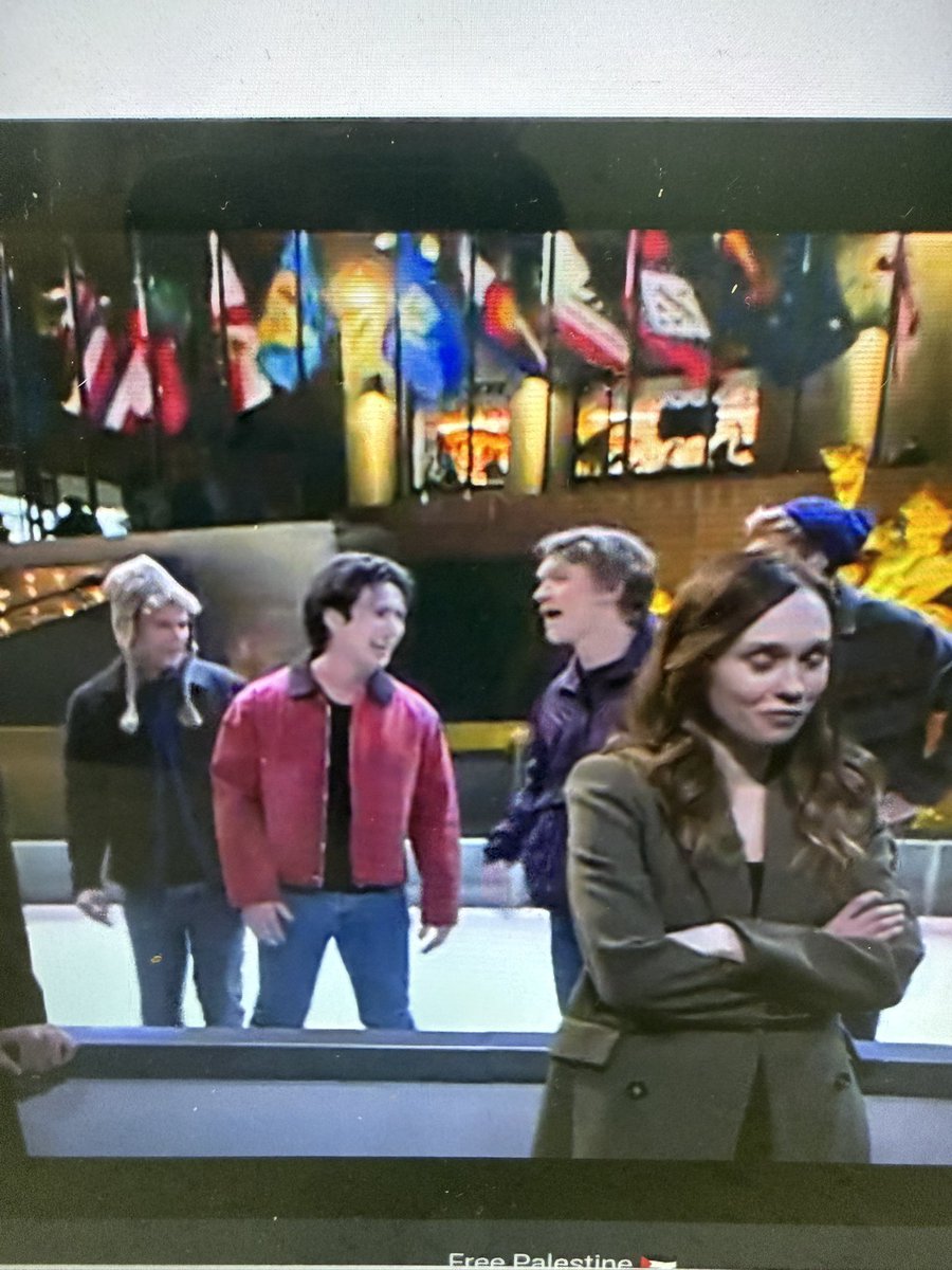 #HudsonWilliams cameo at #SNL hosted by #connorstorrie