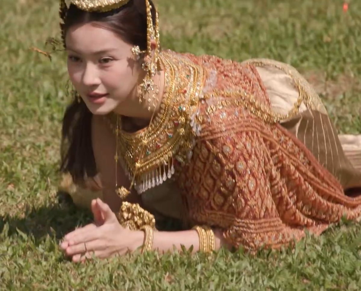 ใครๆก็พูดกันว่านางสวยล้มบ้านล้มเมือง แต่สตินางไม่สมประดี 😅

#NamtanTipnaree