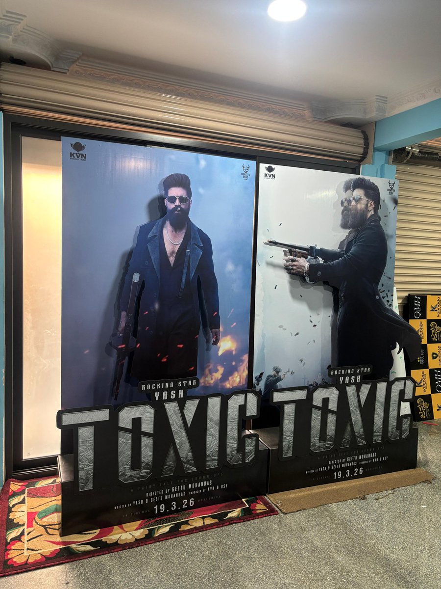 mmmgroups's tweet photo. It's over only when HE says it's over!💥

South India loading…
A TOXIC Standee by #MMMGROUPS 💥

 In Cinemas Worldwide from 19-03-2026

Thanks to @KvnProductions #suprith 
@Karthik1423

#ToxicTheMovie #ToxicOnMarch19th
#Standees #toxicstandees #moviestandee 
#3Dtoxicstandee https://t.co/Fw6fuGaLht