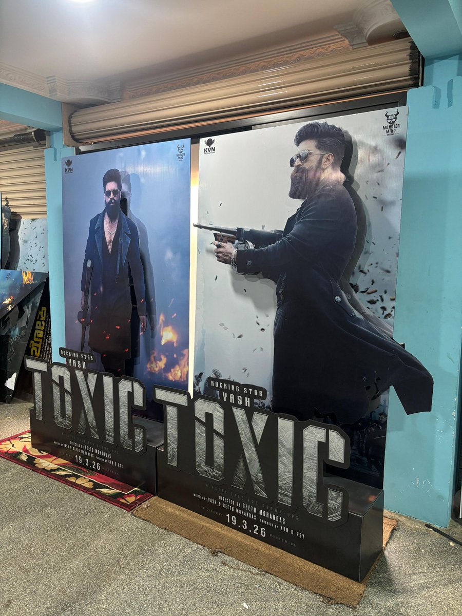 mmmgroups's tweet photo. It's over only when HE says it's over!💥

South India loading…
A TOXIC Standee by #MMMGROUPS 💥

 In Cinemas Worldwide from 19-03-2026

Thanks to @KvnProductions #suprith 
@Karthik1423

#ToxicTheMovie #ToxicOnMarch19th
#Standees #toxicstandees #moviestandee 
#3Dtoxicstandee https://t.co/Fw6fuGaLht