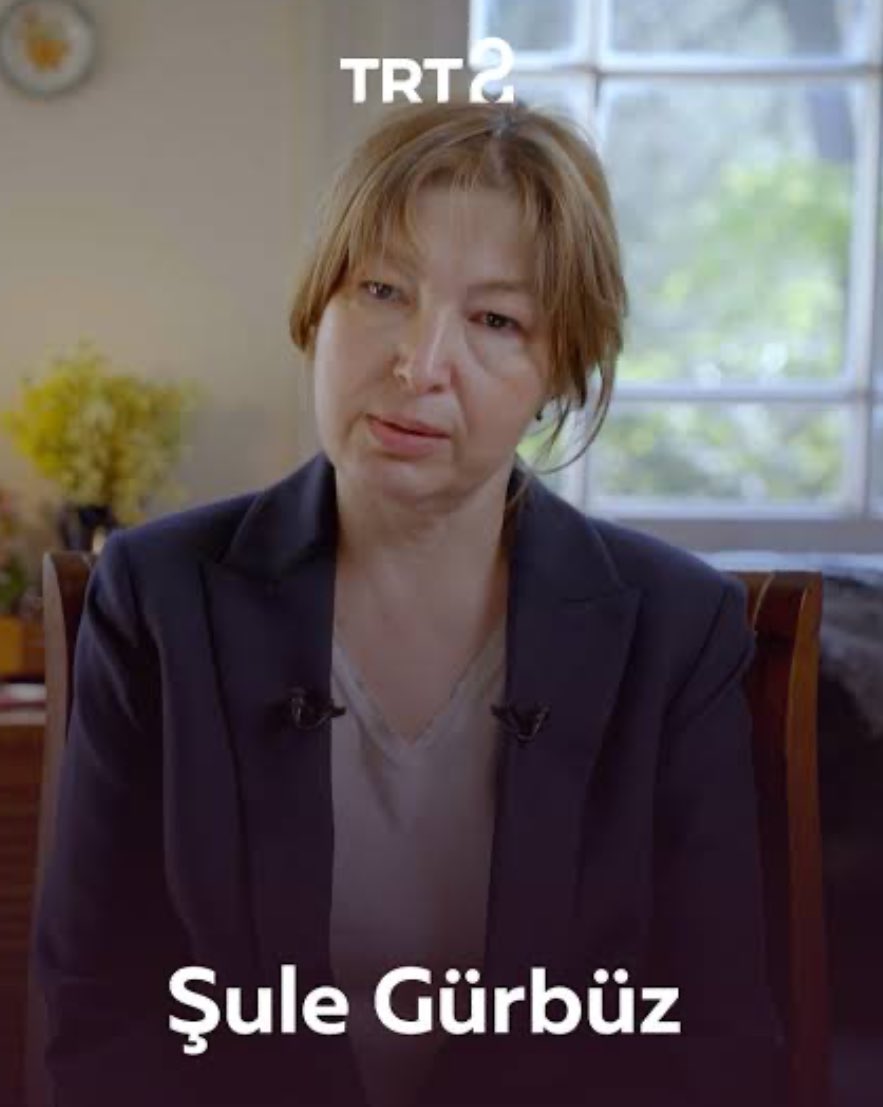 “Benim ömrüm kendimi hırpalamakla geçti. O yüzden kimseye bir şey kalmadı. Başka birinde beni azarlayacak bir mesafe kalmadı.” 

Şule Gürbüz