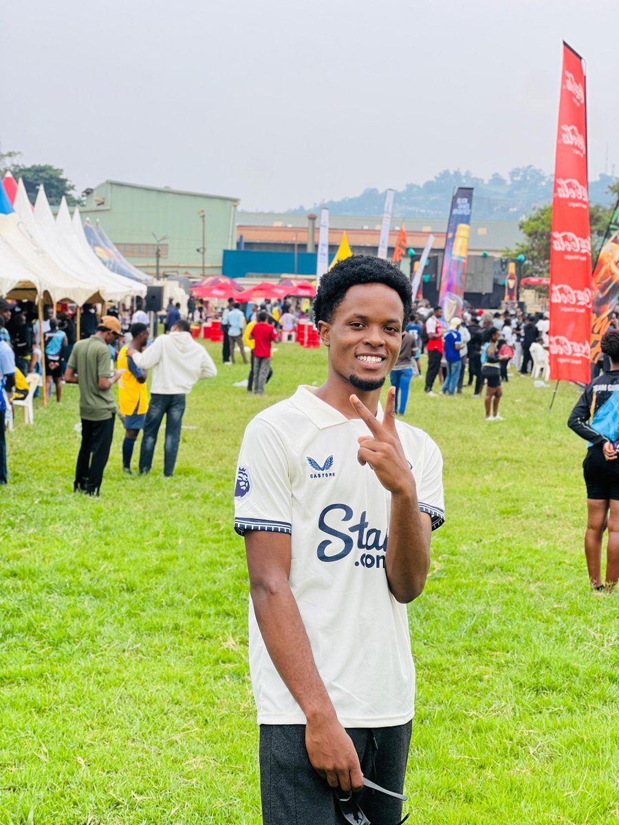 ARINN GUY 🙂 tweet media