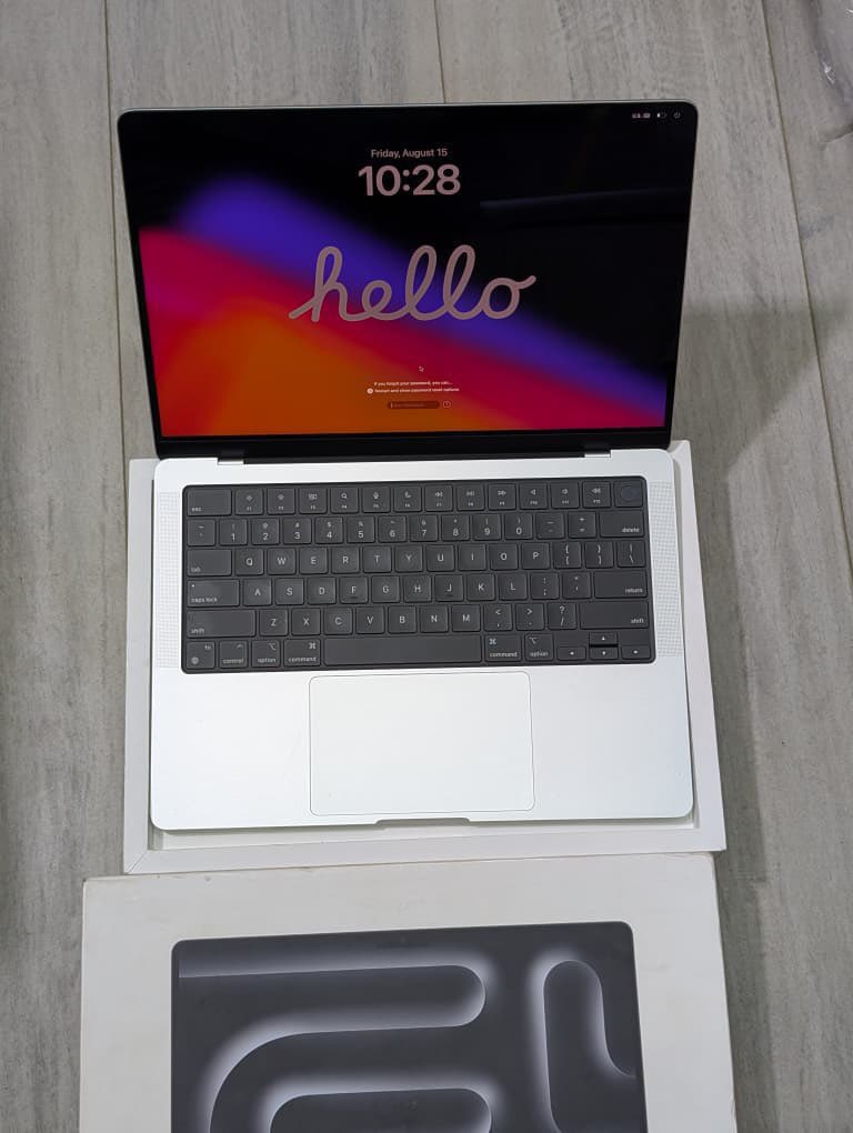 Val Gadgets tweet media