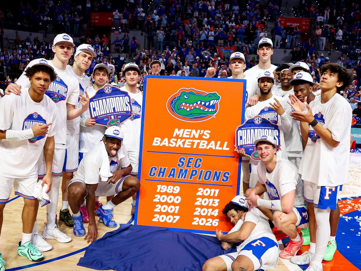 What. A. Day. 

both <a href="/GatorsMBK/">Florida Gators Men’s Basketball</a> and <a href="/GatorsTF/">Gators Track and Field & Cross Country</a> women’s indoor won their last SEC title in 2014 🍿