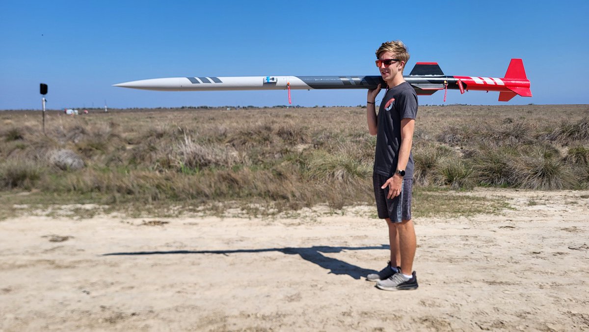 #ROCKETS 🚀 tweet media