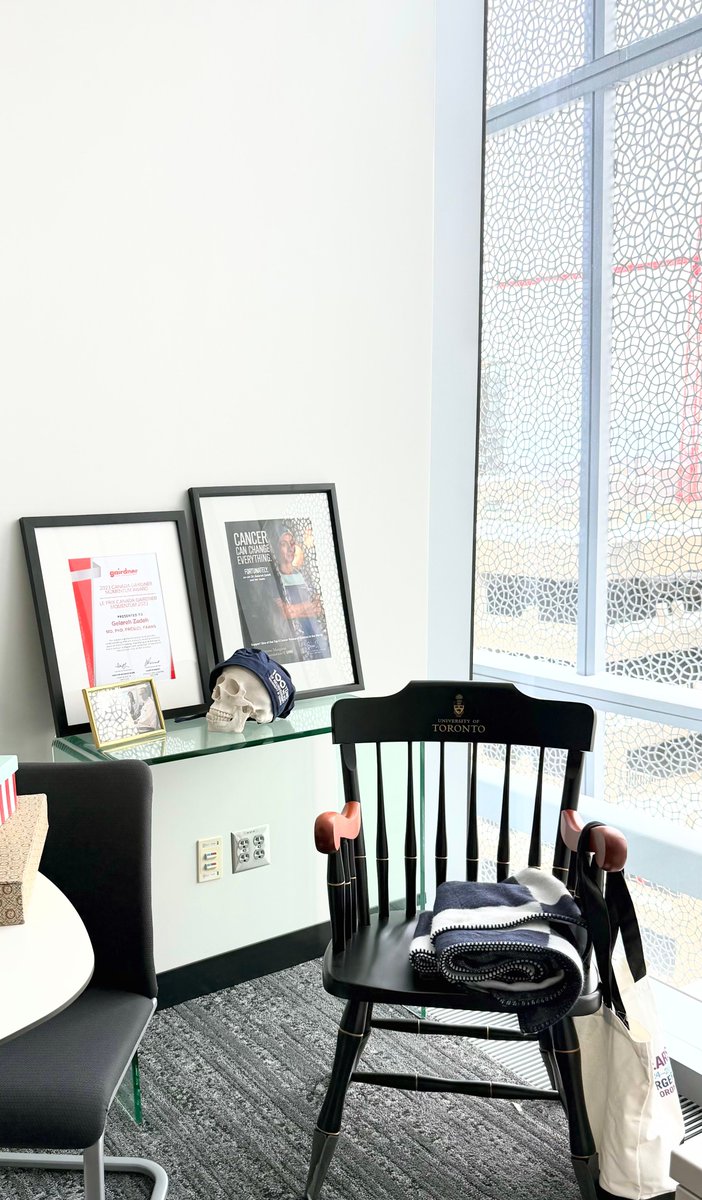 gelarehzadeh's tweet image. One picture, one corner, all my pride
My #Kellen Office @MayoClinic 
#Chair: DanChair @UofTNeuroSurge @uoftmedicine @UofTSurgery
#Blanket: @MayoClinicNeuro
@GairdnerAwards #MomentumAward
@PMResearch_UHN @pmcancercentre @UHN 
#Crane Bold.Forward.Unbound
 uoftnsx100years.ca