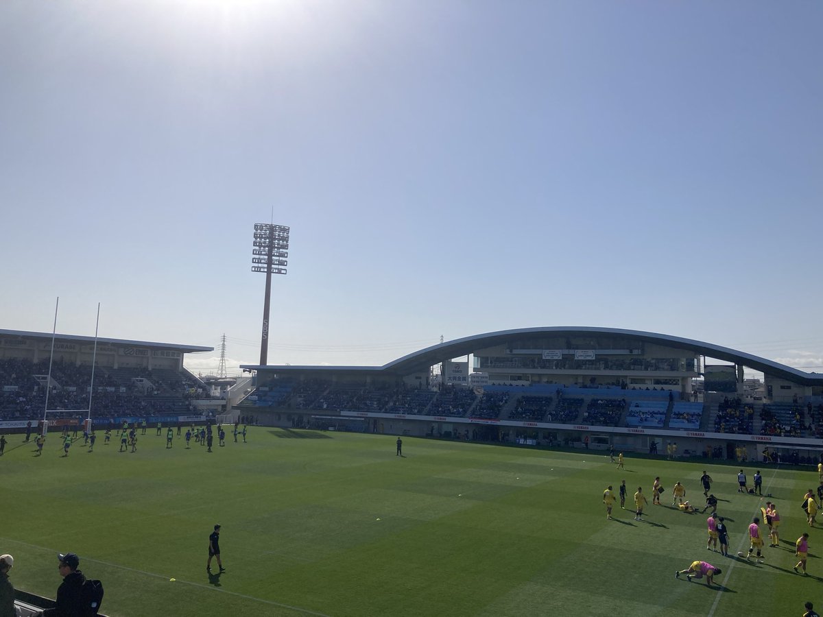 coccoro2's tweet photo. 今日はここから🏉🏟️
#静岡ブルーレヴズ
#レヴニスタ
#ヤマハスタジアム https://t.co/48vsZIWWYp