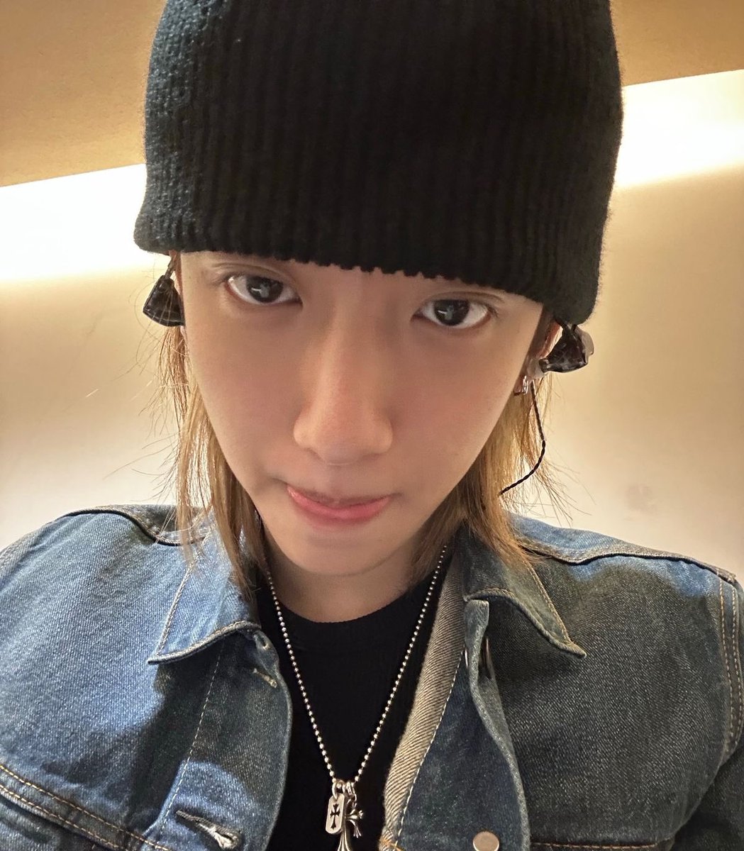 정우진 진짜 이쁘게 생겼다