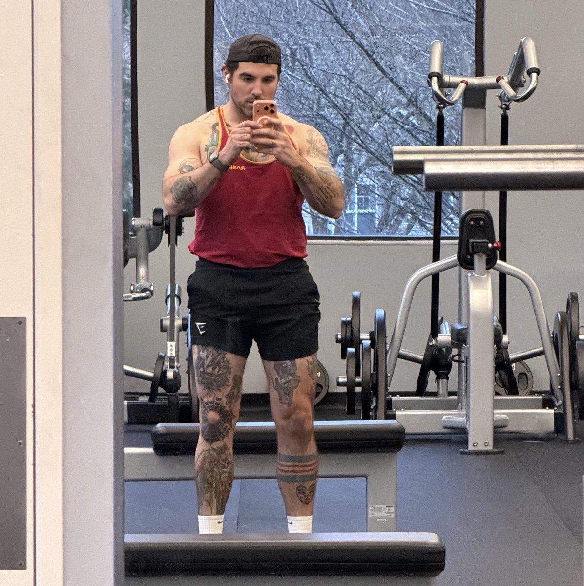 Local Boy tweet media