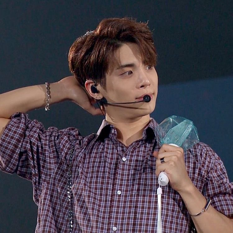 jonyungs's tweet photo. #JONGHYUN https://t.co/lsRPDgct8V
