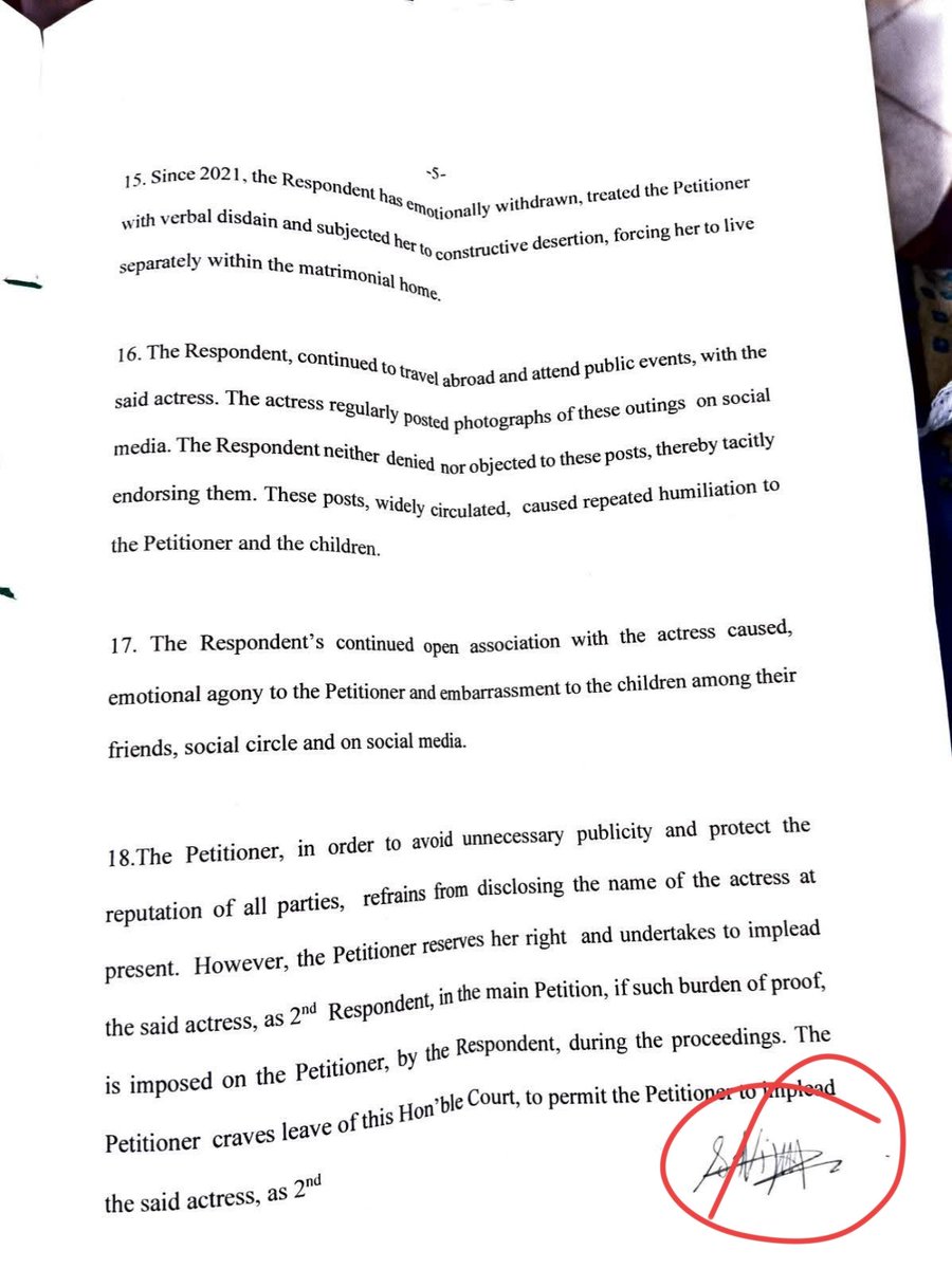 MrsWriter_X's tweet photo. Seriously..I also Noticed That Signature. Who is S Nitya Signed in this petition? And why in  2026 there is edited 6? Something Echathanam Behind This Case. 💯 #vijaysangeethadivorce https://t.co/Zdb6oNbrXH