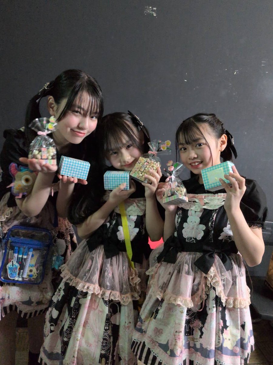 今日は3人でしたが えみりんのところを3人でうまく回せたと思います