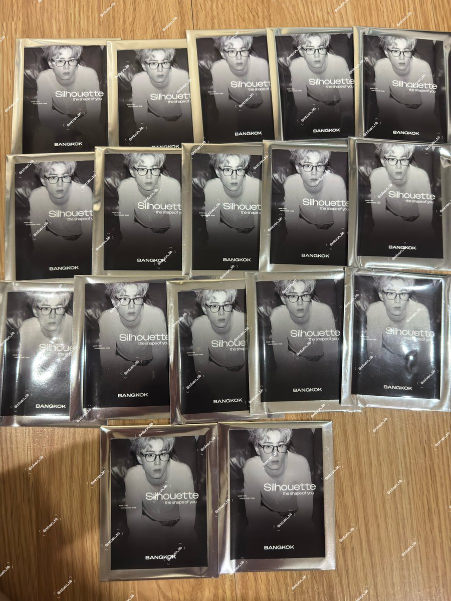 💌 พร้อมส่ง นัดรับหน้าคอนได้ (01/03)

💬เทดดิ้งการ์ด 350 บาท

📮 ส่งไปร+40 / แมสได้ 

#Silhouette #MarkTuanFanconBKK2026 #TheShapeofYou_BKK
#ตลาดนัดอากาเซ่ #ตลาดนัดอากาเซ่got7 #MarkTuanTheShapeOfYou_BKKD1