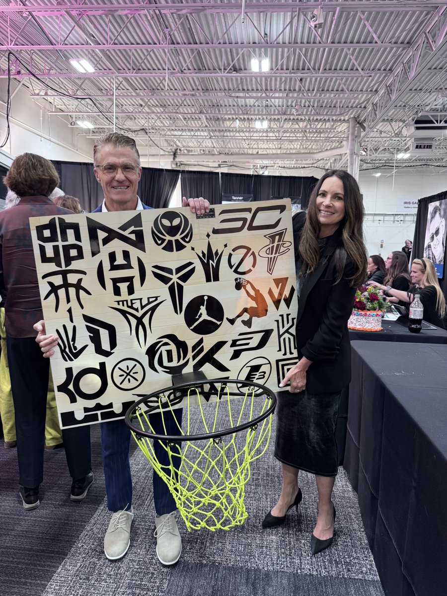 We raised over a quarter-mill tonight at the Morgan Adams ArtMa for children’s cancer research. As the auctioneer, I normally don’t bid on items, especially art. I know nothing about art. But I know hoop. And I knew I had to have this.