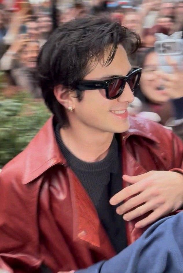 red is #HIS color