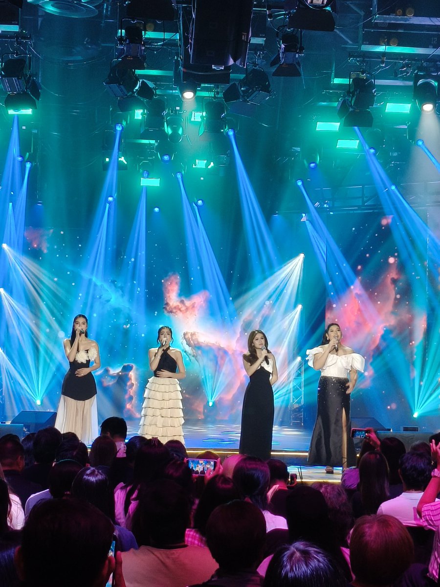 ASAPOfficial's tweet image. These ladies are so talented!

Grabe, galing n'yo, Esang, Kai, Elha and Alexa

#ASAPGlobalPinoys