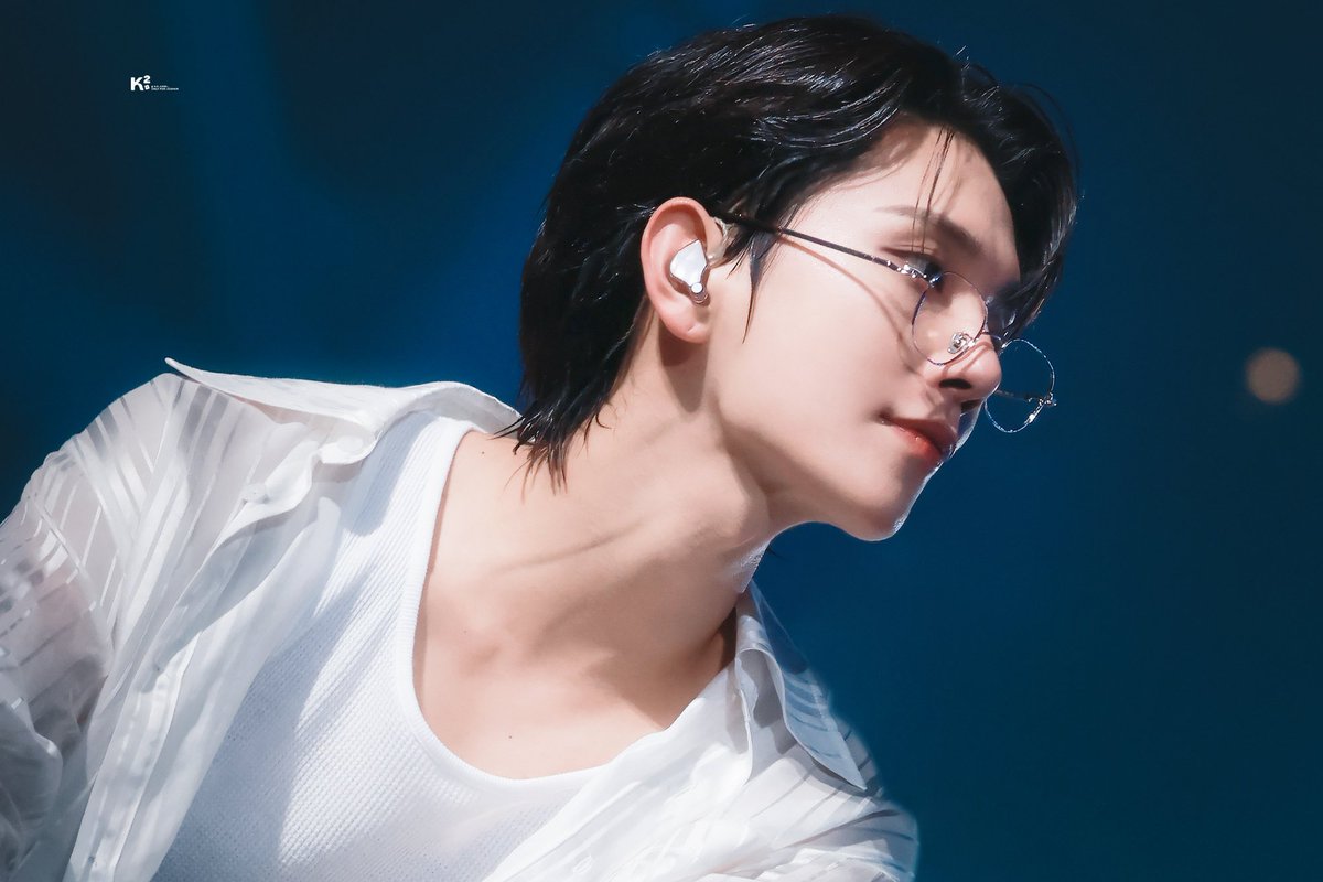 Sey 홍 (mention after dm) (@shuaether) on Twitter photo 