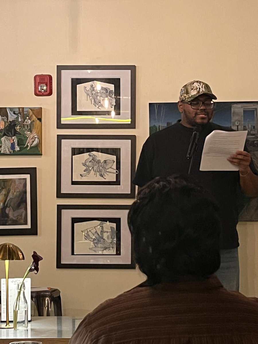 head sean in charge tweet media