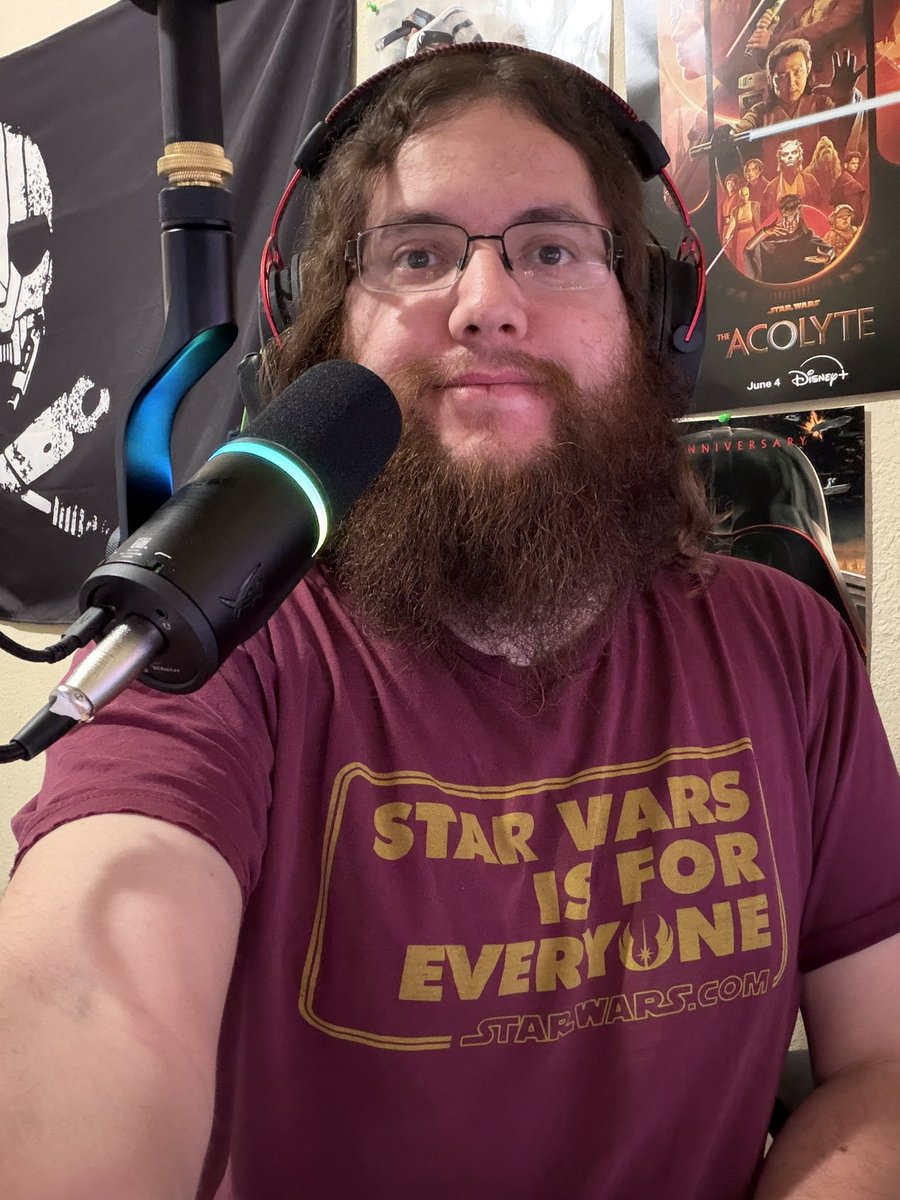 Live! Reacting to YouTube videos then figuring out what to watch for Film Night, come hang out and chat or lurk❤️ twitch.tv/StarWarsLoreGuy