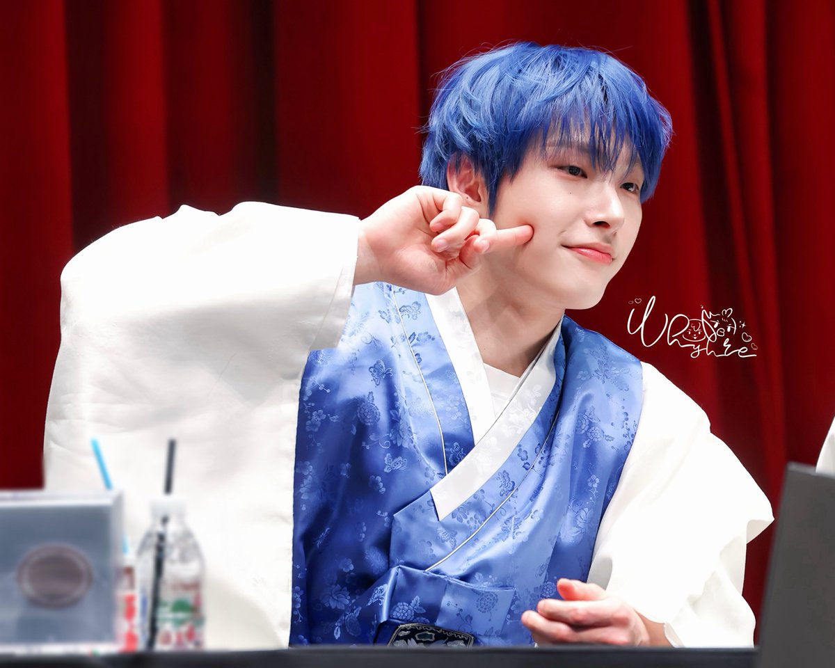 𝕎𝕙𝕪 𝕐𝕦 ℍ𝕖𝕣𝕖 𝕦._.𝕦🐶 tweet media