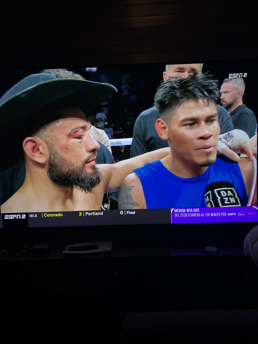 ivanchezher's tweet photo. ¡Gran demostración del vaquero! 🤠@mariale_esp que opinas de un tiro Vaquero VS Divino? 🥊🥊 https://t.co/2jYCjkGpVd