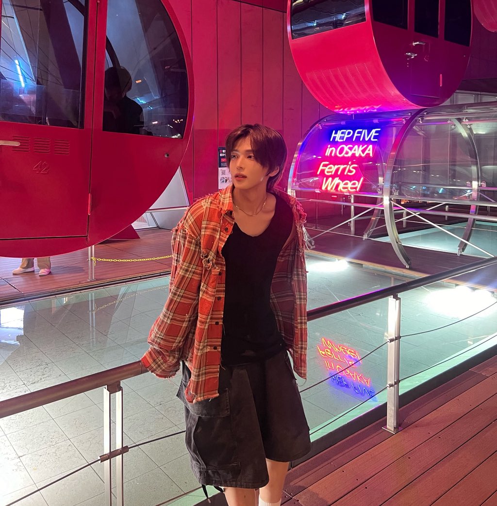 장핝음 꼴카이브 tweet media