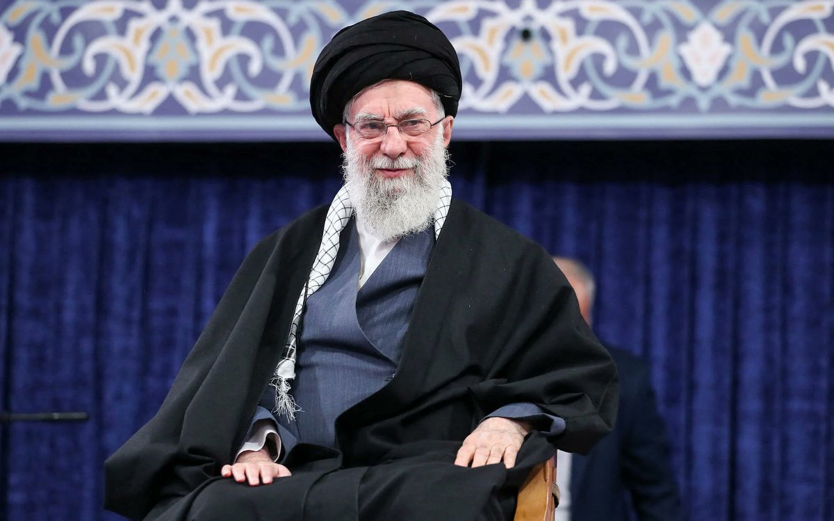 MediaMustaqbal's tweet image. #Iran state media confirms #killing of Ayatollah Ali #Khamenei following #US- #Israeli #missile strikes ➡️shorturl.at/Wzwpc