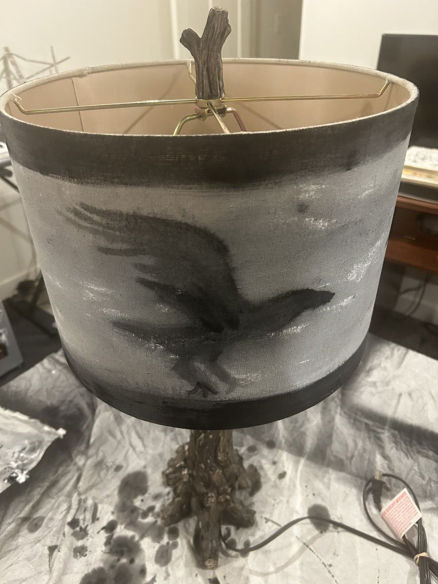 spent some time painting a lamp my wife thrifted. It was so pale so I used some paints I had to make it a bit more spooky on the shade and ad some nice color contrast to the body

￼
￼