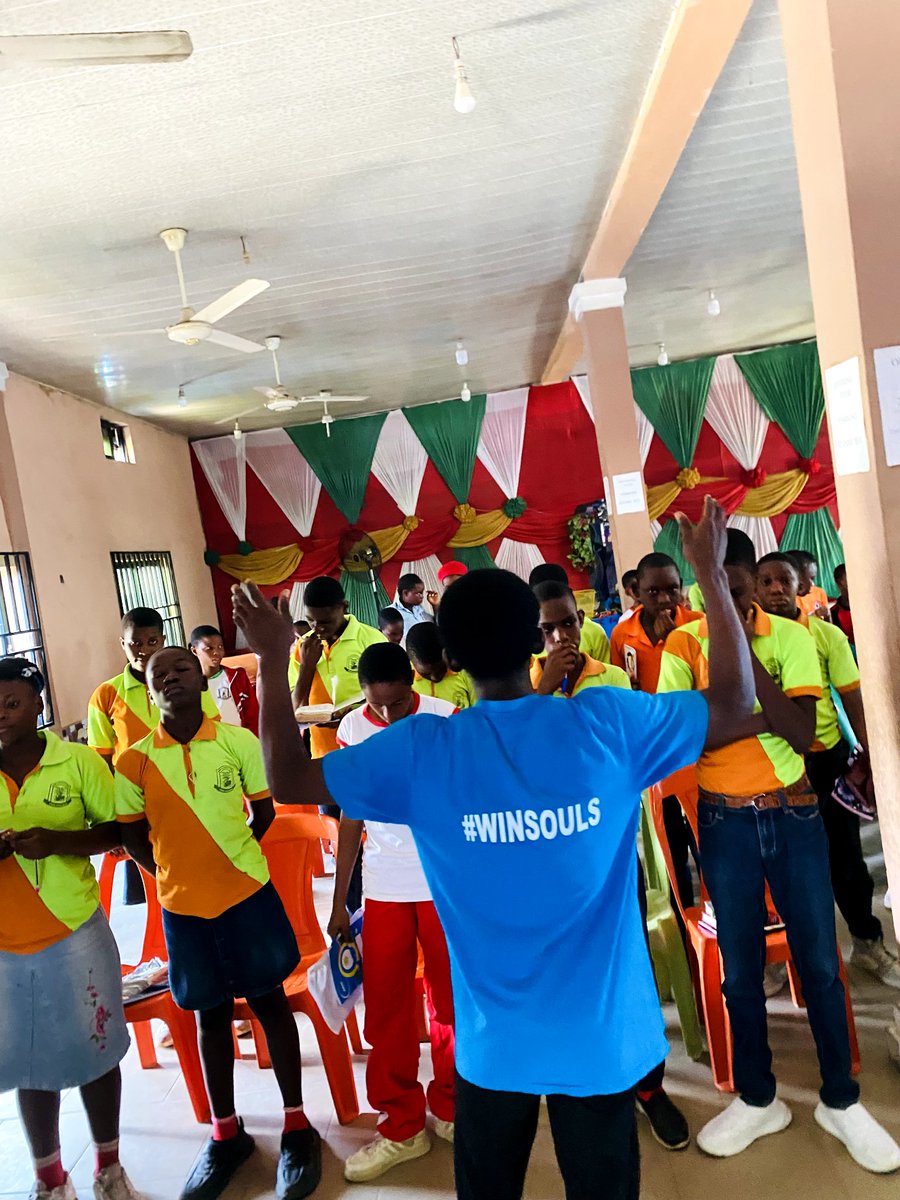 christconnectMT's tweet photo. The Gospel is not confined to church walls.
Campus today. Nations tomorrow. 🌍🔥

#ChristConnectCollegeInvasion
#JesusGives https://t.co/WTzUc0ZZw4