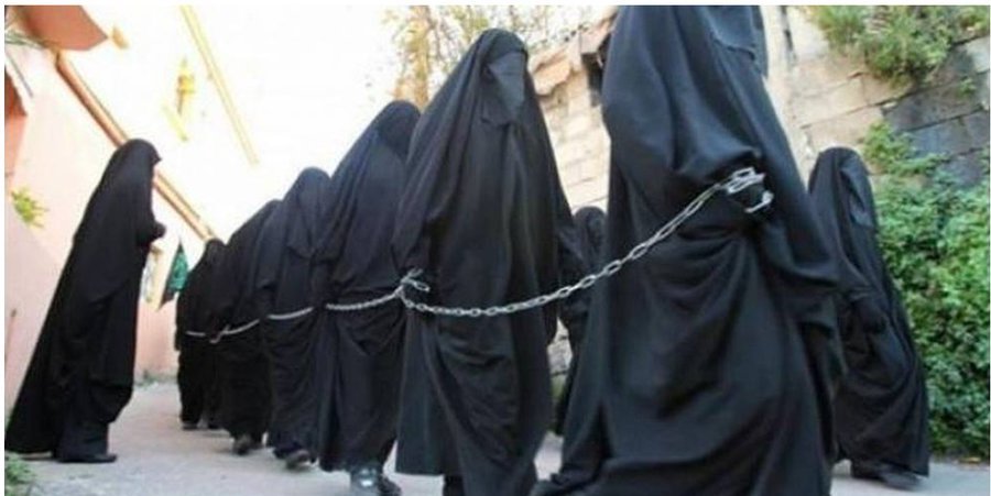 <a href="/Eddie_1412/">Eddie Graf</a> Und genau hier werden sie landen. Die LGBTQ+ Gemeinde wird zuerst betroffen sein. SPD=Untergang.