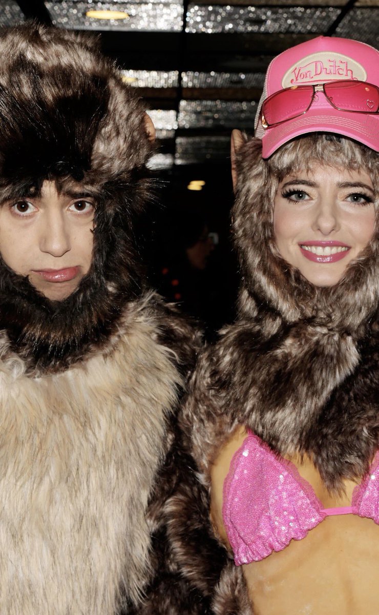 gabbyxmoa's tweet image. need more sarah and marcello IMMEDIATELY