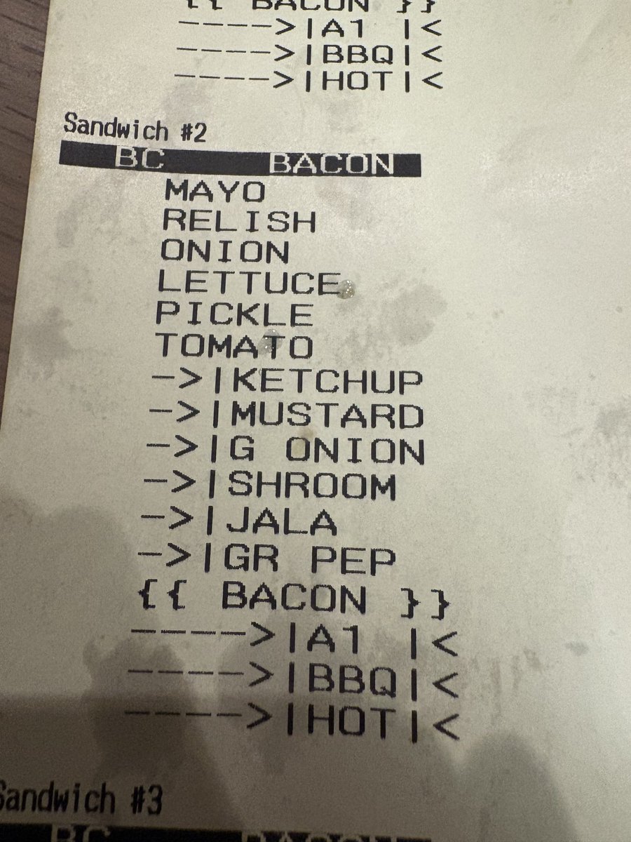 Shademoree's tweet photo. I’m sorry but wtf did this guy order https://t.co/UmCfMpiJx9