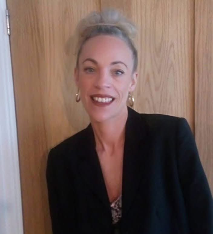 YET ANOTHER MISSING WOMAN IN NOTTINGHAM 🚨 

Missing – Have you seen Elizabeth (Lizzy)?

Police and family are concerned for the safety of Elizabeth (known as Lizzy) and are urgently appealing for information from anyone who has seen her.

Elizabeth was last seen in the Mansfield