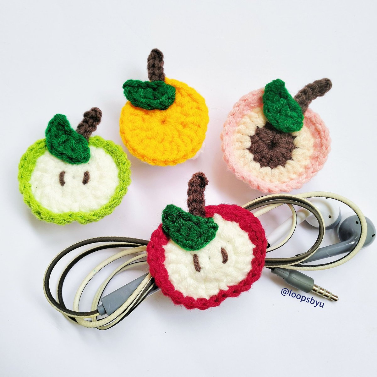 LoopsByu's tweet photo. [RT &amp; Likes are Appreciate]

Fruit Cable Organizer 🍎🍏🍊🍑
Buat yang earphone atau charger sering kusut boleh nih di order 😻 ada 4 varian dengan diameter +- 4 cm
🍊 : https://t.co/2NzHiRc39a 
#zonauang https://t.co/ARy051SGmY