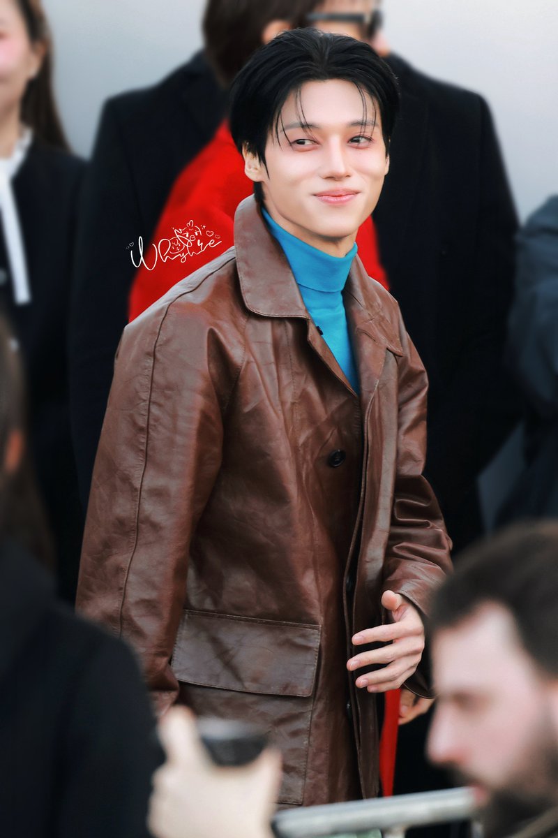 𝕎𝕙𝕪 𝕐𝕦 ℍ𝕖𝕣𝕖 𝕦._.𝕦🐶 tweet media