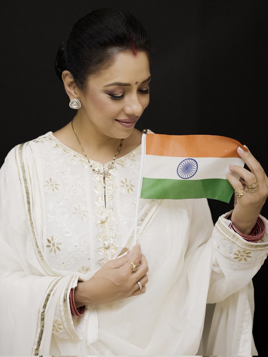 Rupali Ganguly tweet media