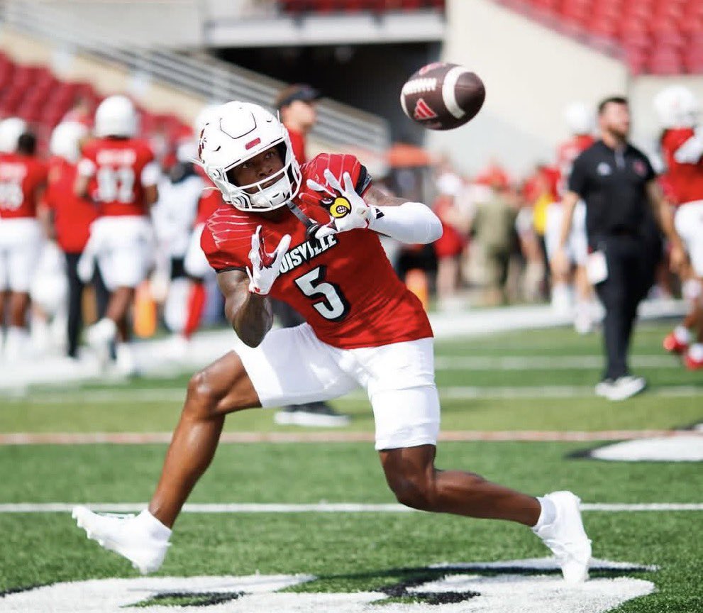 thecgriffy's tweet image. Caullin Lacy, Louisville 
5’10” 190lbs 

#OTClock 40-Yard Dash Hand Times:
1st Attempt - 4.55s
2nd Attempt - 4.51s
Average - 4.53s

#NFLCombine