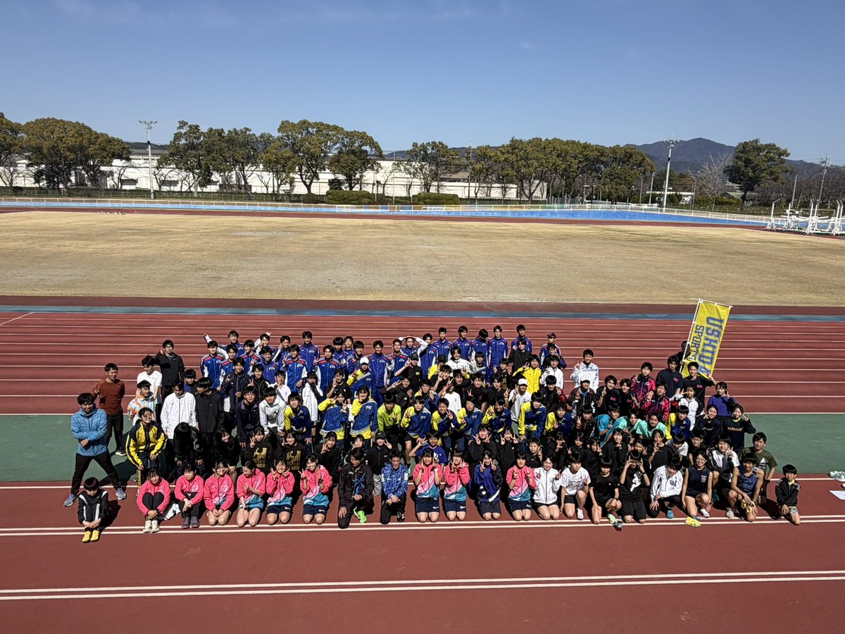 ymdysnr87's tweet photo. 第4回YRCランニングクリニック
140名、保護者の方を入れたら300人以上の方に来場いただきました。
ありがとうございました！
毎年のイベントになってきましたが、だんだん人が増えてる？？
詳細は後ほど！ https://t.co/Mb3yid4xNX
