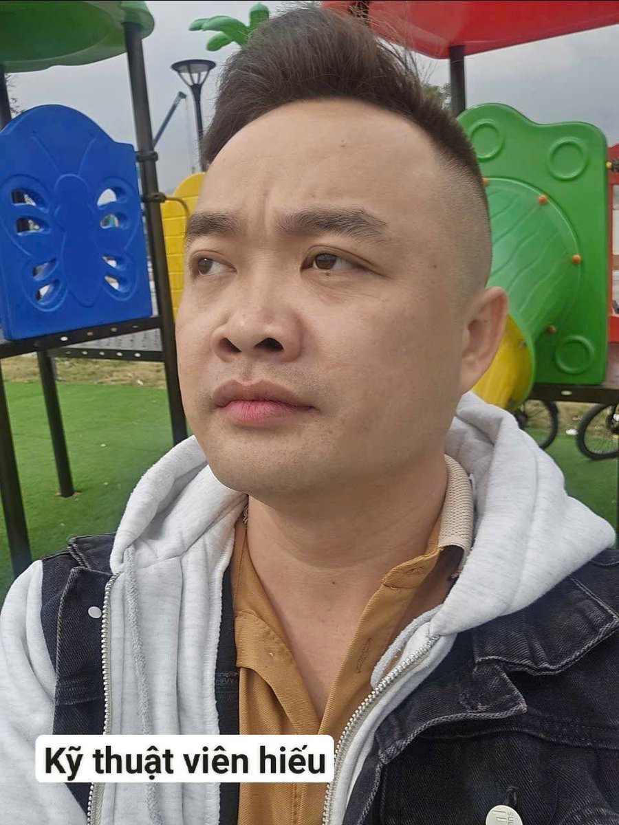 TienHo99's tweet photo. Cho e xin review a này ở Hai Nam Q10 với https://t.co/XzxHqc8hZp