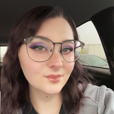 CelestialPrizm's tweet photo. 💅 https://t.co/Pr2fHMTYeQ