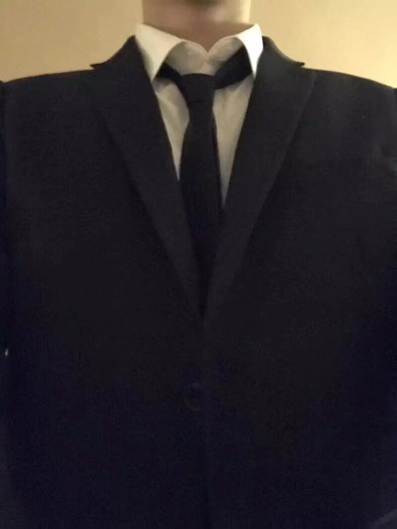 北京字母墙 tweet media